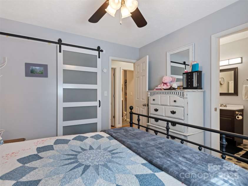 256 Apple Tree Court, Waynesville, NC 28786.  MLS# CAR4240063, YatesRealty ID 8158. 