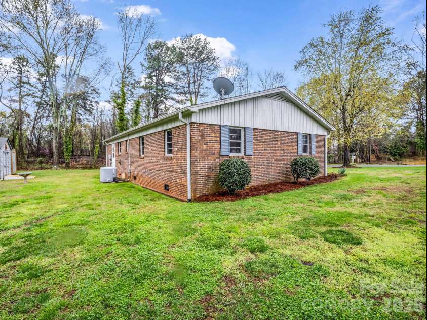 227 Thermal Drive, Forest City, NC 28043.  MLS# CAR4358647, YatesRealty ID 8159. 