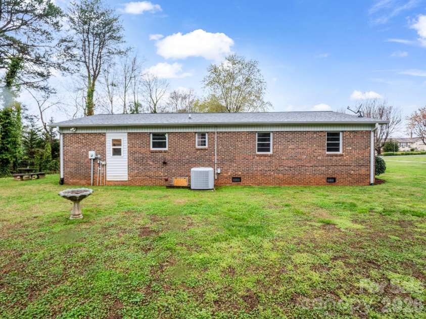 227 Thermal Drive, Forest City, NC 28043.  MLS# CAR4358647, YatesRealty ID 8159. 