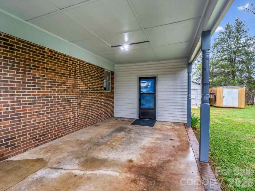 227 Thermal Drive, Forest City, NC 28043.  MLS# CAR4358647, YatesRealty ID 8159. 