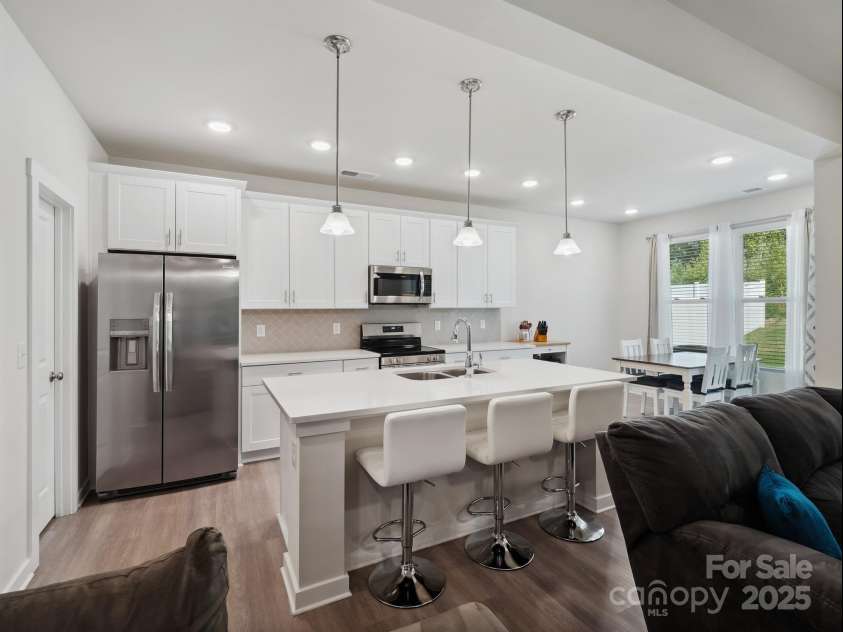 1045 Cavalier Lane, Rock Hill, SC 29730.  MLS# CAR4244737, YatesRealty ID 8160. Open kitchen