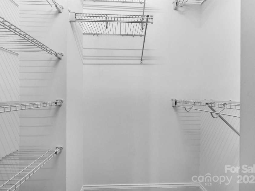 3722 Windy Pine Lane, Hickory, NC 28601.  MLS# CAR4245761, YatesRealty ID 8161. 