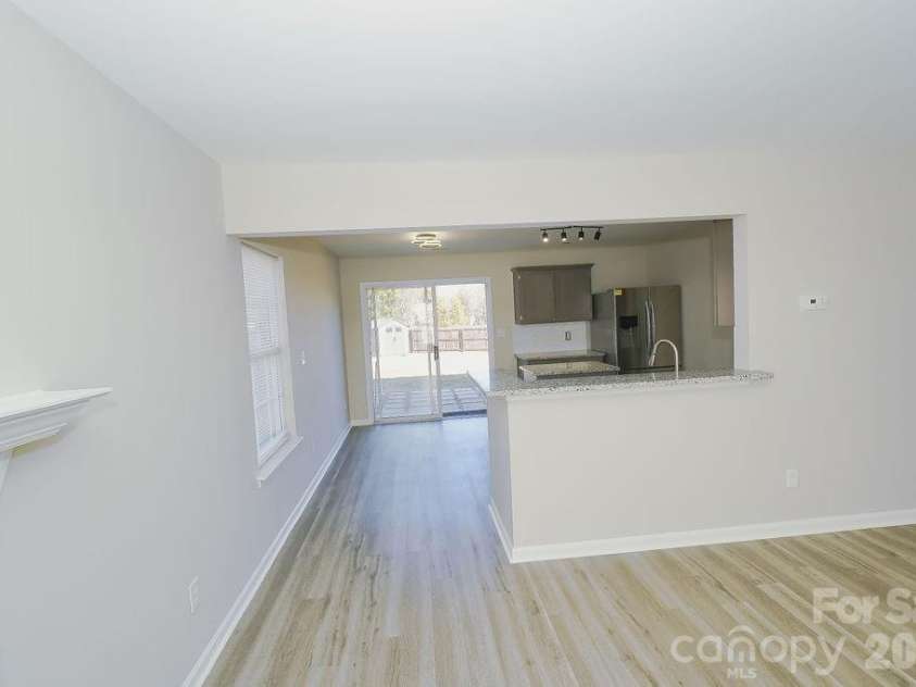 9614 Rau Court, Charlotte, NC 28215.  MLS# CAR4346635, YatesRealty ID 8162. 