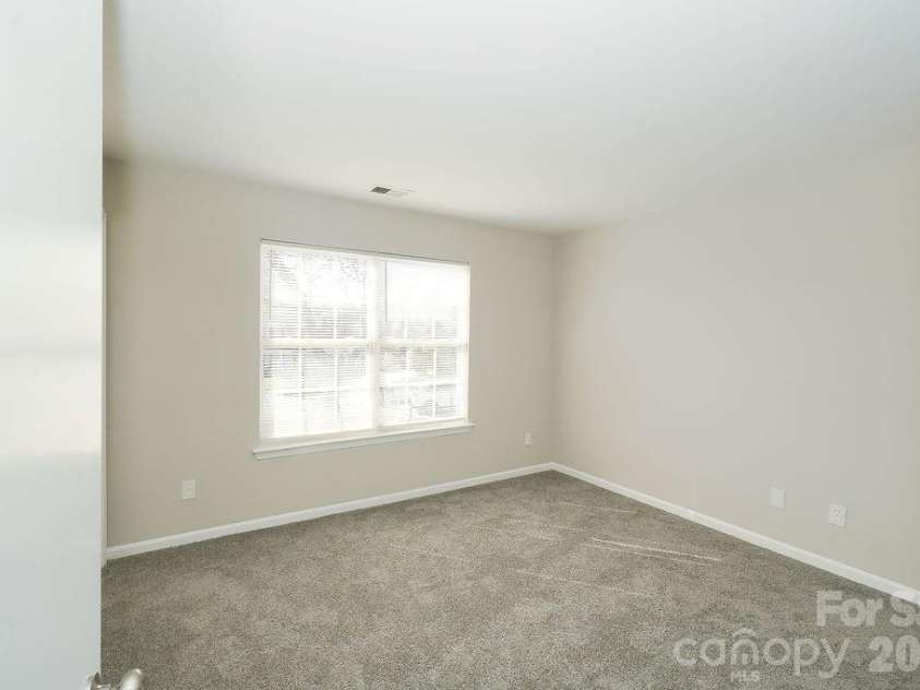 9614 Rau Court, Charlotte, NC 28215.  MLS# CAR4346635, YatesRealty ID 8162. 