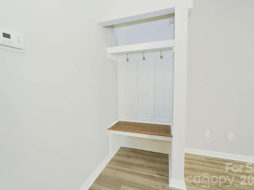 9614 Rau Court, Charlotte, NC 28215.  MLS# CAR4346635, YatesRealty ID 8162. 