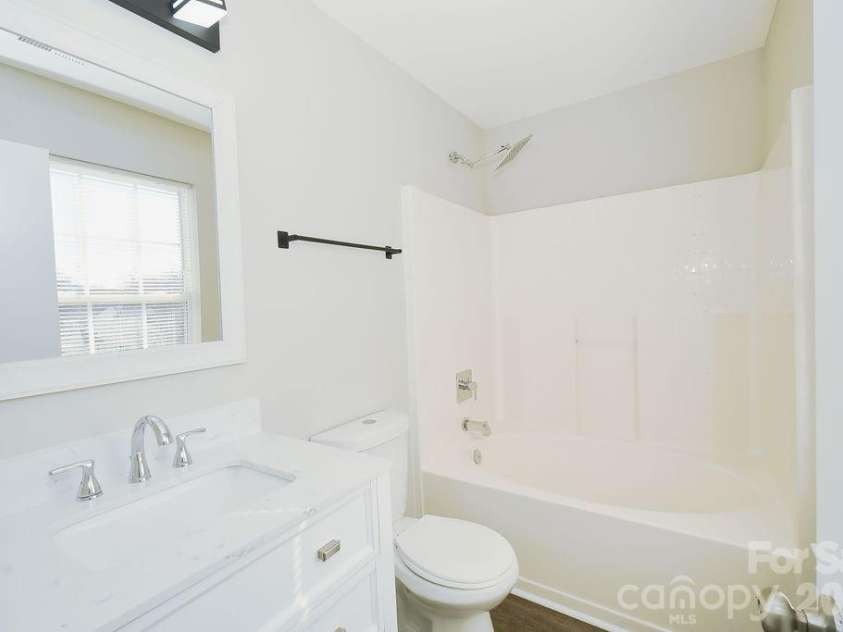 9614 Rau Court, Charlotte, NC 28215.  MLS# CAR4346635, YatesRealty ID 8162. 