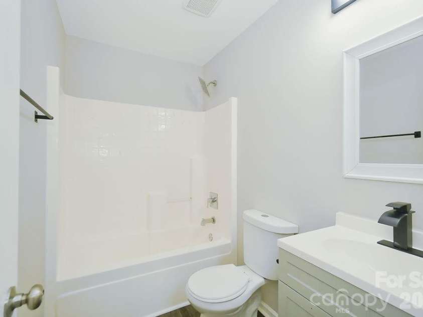 9614 Rau Court, Charlotte, NC 28215.  MLS# CAR4346635, YatesRealty ID 8162. 