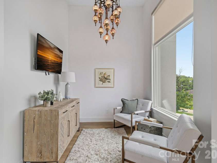 101 Mattoon Street, Charlotte, NC 28216.  MLS# CAR4394522, YatesRealty ID 8163. 