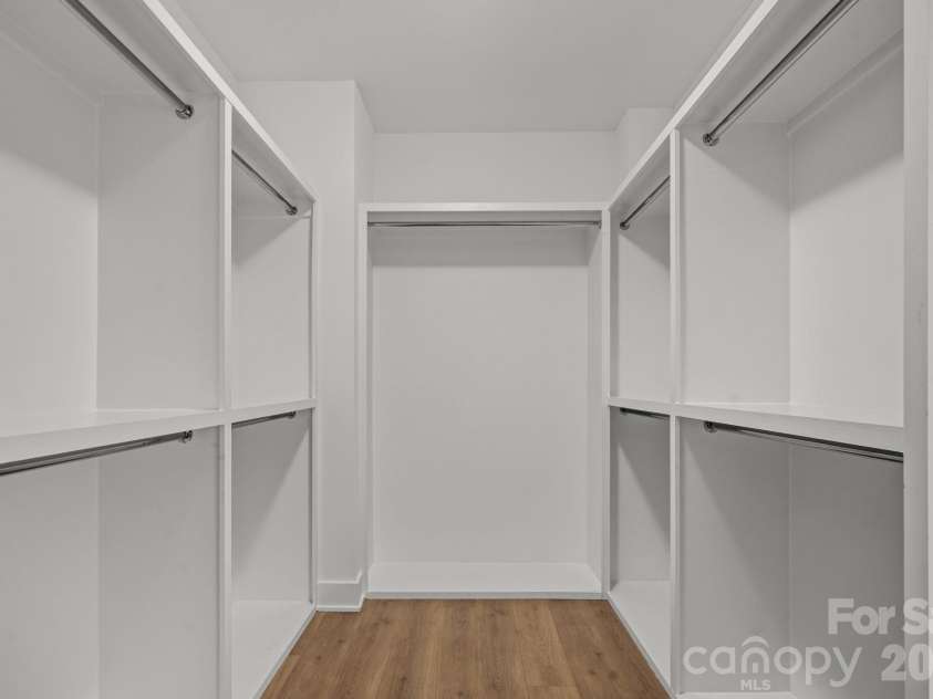 101 Mattoon Street, Charlotte, NC 28216.  MLS# CAR4394522, YatesRealty ID 8163. 