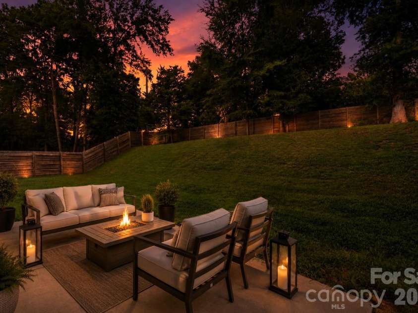 101 Mattoon Street, Charlotte, NC 28216.  MLS# CAR4394522, YatesRealty ID 8163. 