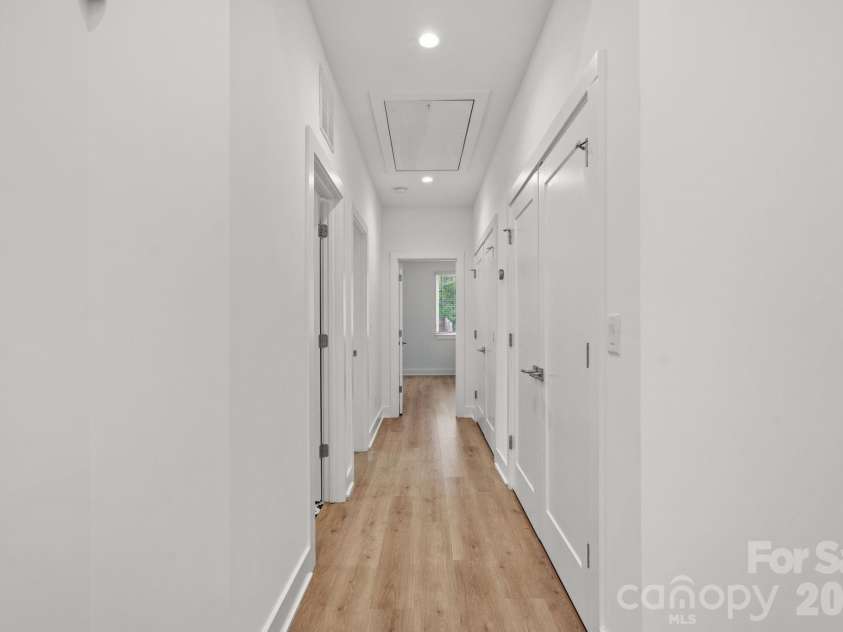 101 Mattoon Street, Charlotte, NC 28216.  MLS# CAR4394522, YatesRealty ID 8163. 