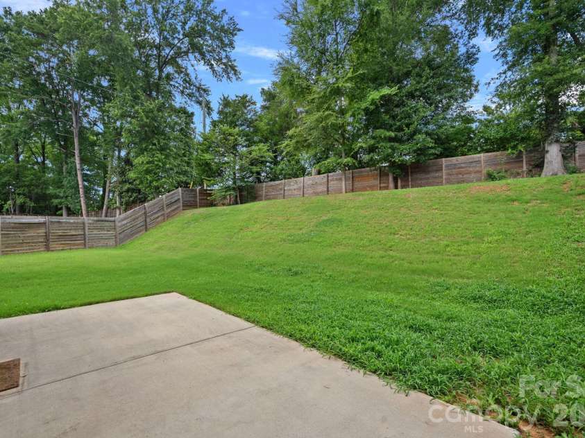 101 Mattoon Street, Charlotte, NC 28216.  MLS# CAR4394522, YatesRealty ID 8163. 