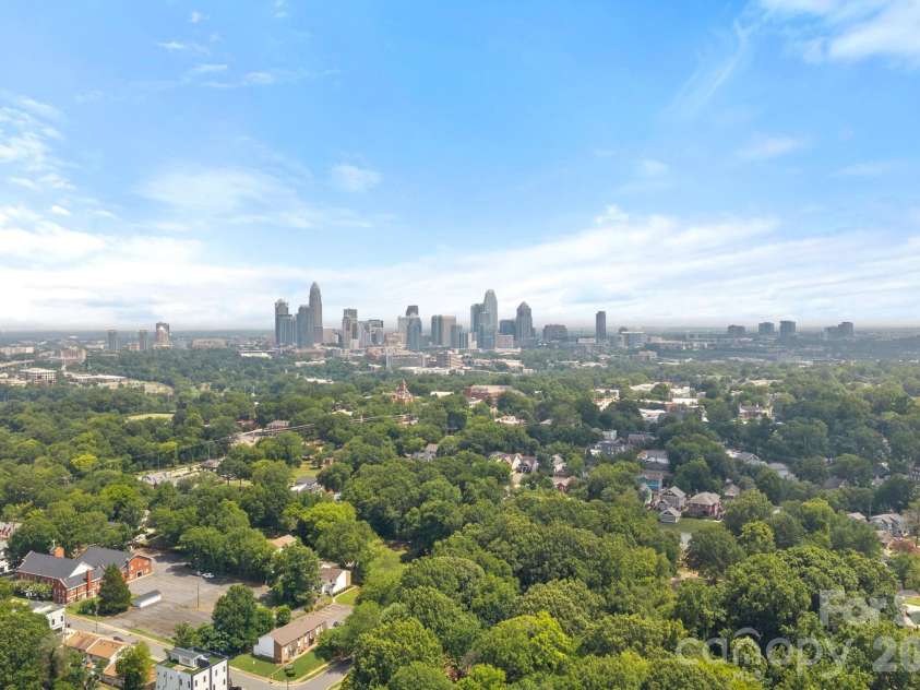 101 Mattoon Street, Charlotte, NC 28216.  MLS# CAR4394522, YatesRealty ID 8163. 