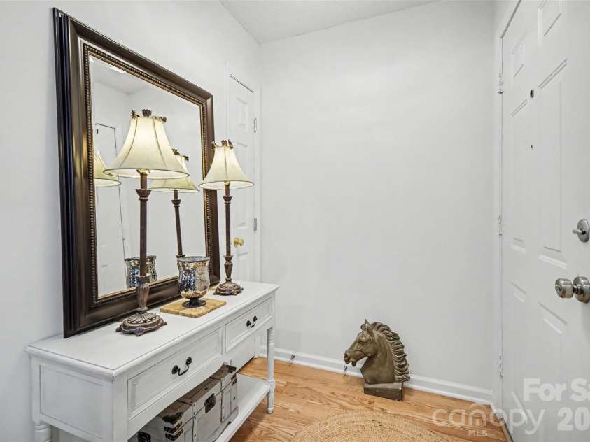 401 Holman Drive, Shelby, NC 28150.  MLS# CAR4350877, YatesRealty ID 8165. 