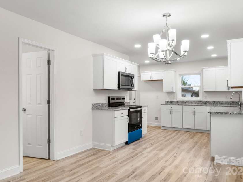 315 2nd Street, Cherryville, NC 28021.  MLS# CAR4218546, YatesRealty ID 8166. 