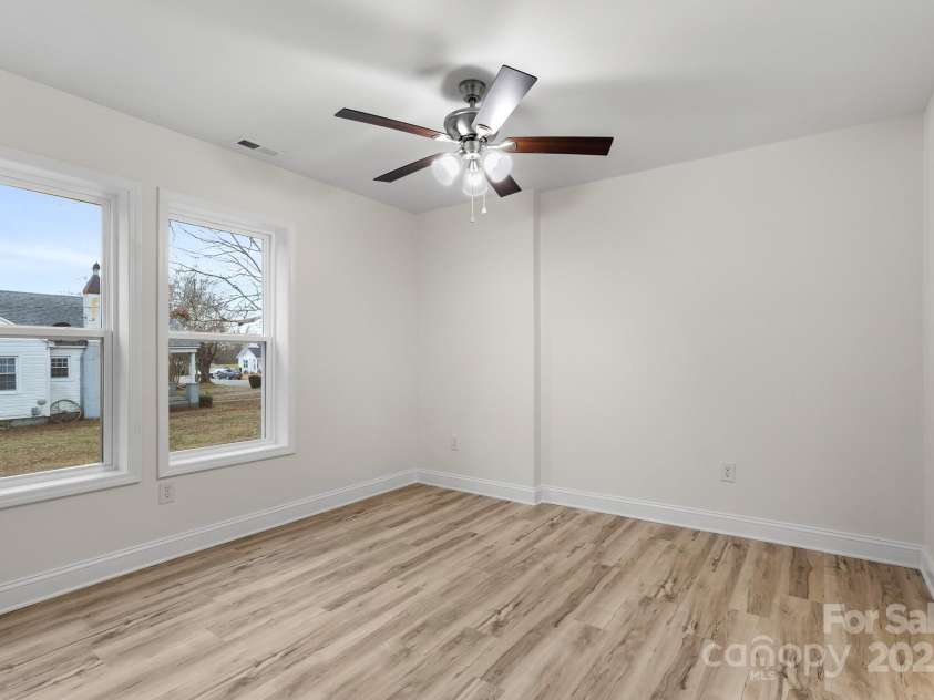 315 2nd Street, Cherryville, NC 28021.  MLS# CAR4218546, YatesRealty ID 8166. 