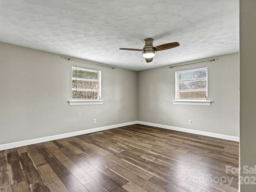 1407 17th Avenue, Hickory, NC 28601.  MLS# CAR4232317, YatesRealty ID 8167. Primary Bedroom/Window View