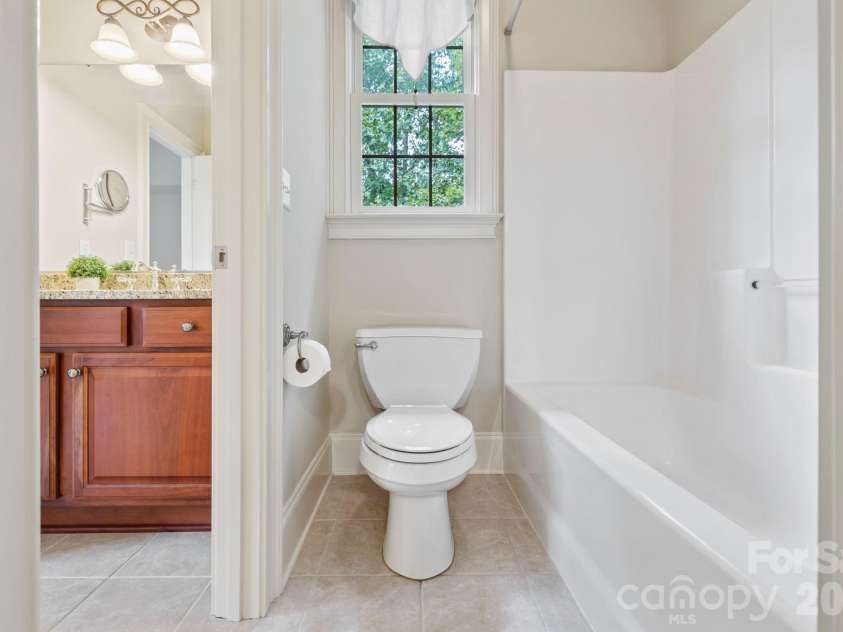 46 Beale Court, Fletcher, NC 28732.  MLS# CAR4287874, YatesRealty ID 8168. Secondary bathroom #2 - shared bath