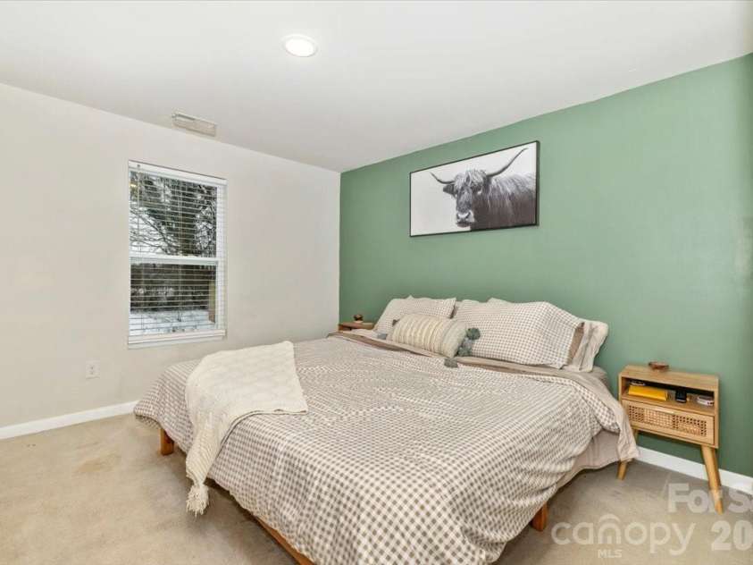 126 Laura Road, Mooresville, NC 28117.  MLS# CAR4326763, YatesRealty ID 8169. 