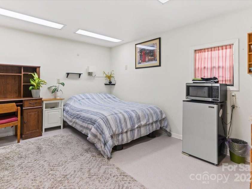 54 Fairview Street, Asheville, NC 28803.  MLS# CAR4237978, YatesRealty ID 8169. 