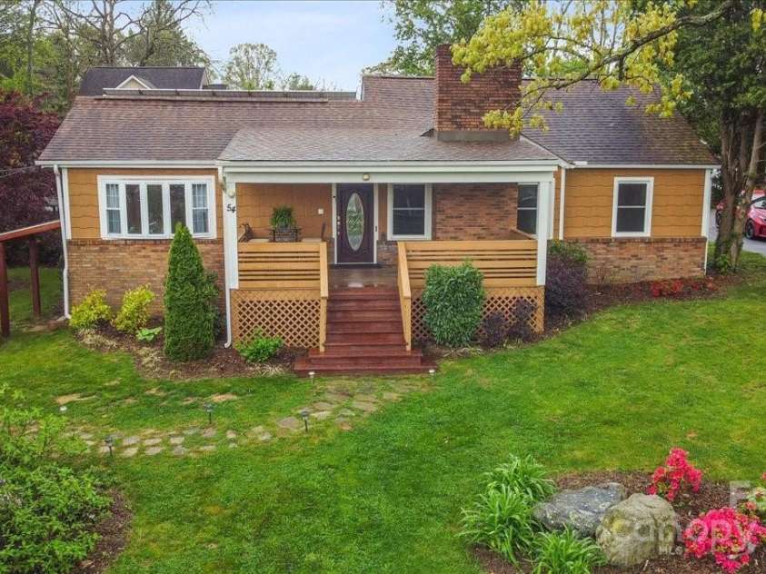 54 Fairview Street, Asheville, NC 28803.  MLS# CAR4237978, YatesRealty ID 8169. 