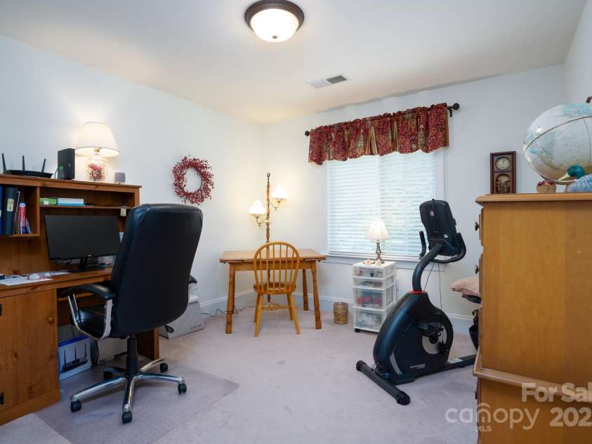 119 Barton Place, Mooresville, NC 28117.  MLS# CAR4218904, YatesRealty ID 817. 4th bedroom on 2nd floor