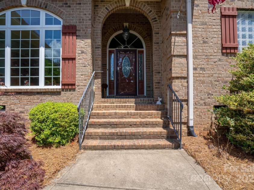 119 Barton Place, Mooresville, NC 28117.  MLS# CAR4218904, YatesRealty ID 817. Front Door