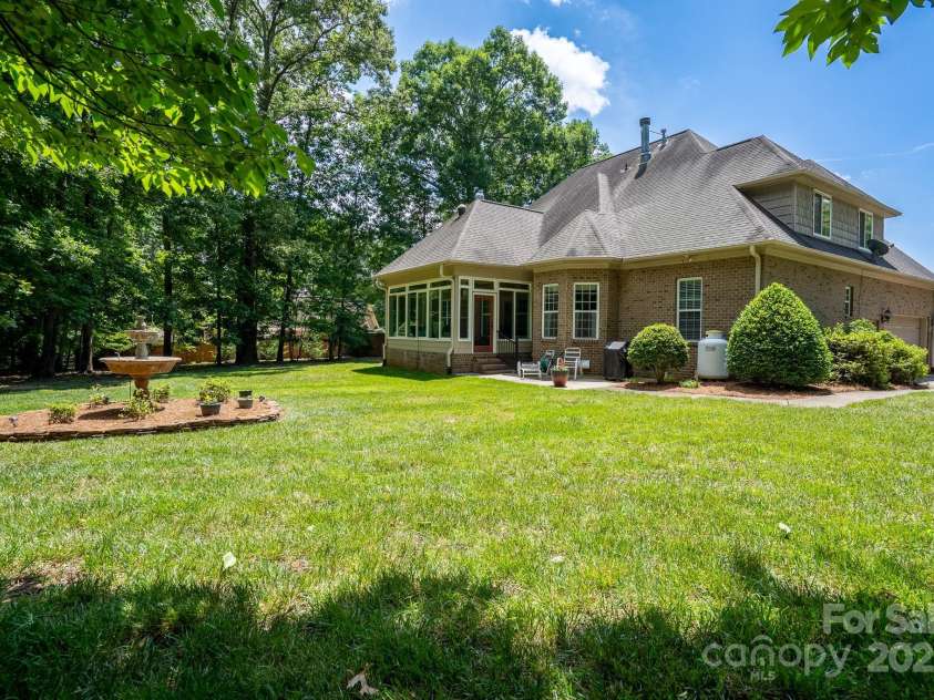 119 Barton Place, Mooresville, NC 28117.  MLS# CAR4218904, YatesRealty ID 817. Rear yard
