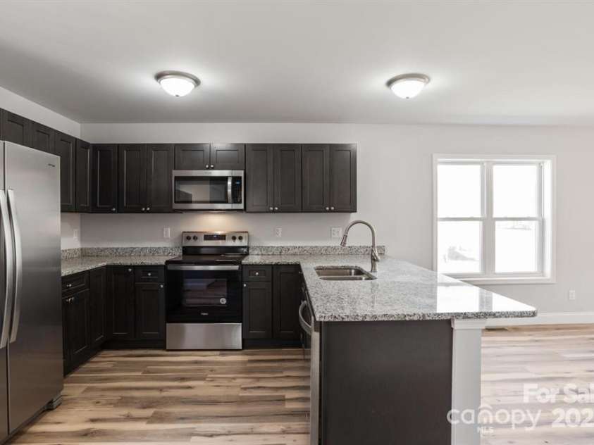 135 Quinn Hill Lane, Mars Hill, NC 28754.  MLS# CAR4214052, YatesRealty ID 817. 