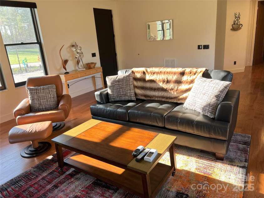 57 Union Chapel Road, Weaverville, NC 28787.  MLS# CAR4307252, YatesRealty ID 817. Apartment Living Room