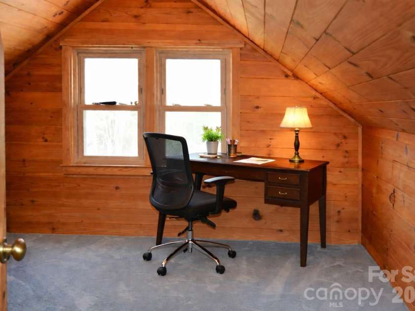 1368 Cajah Mountain Road, Hudson, NC 28638.  MLS# CAR4364291, YatesRealty ID 8171. Cozy Loft Room