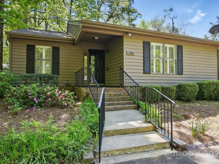 2710 Red Bud Lane, Fort Mill, SC 29715.  MLS# CAR4249291, YatesRealty ID 8172. 