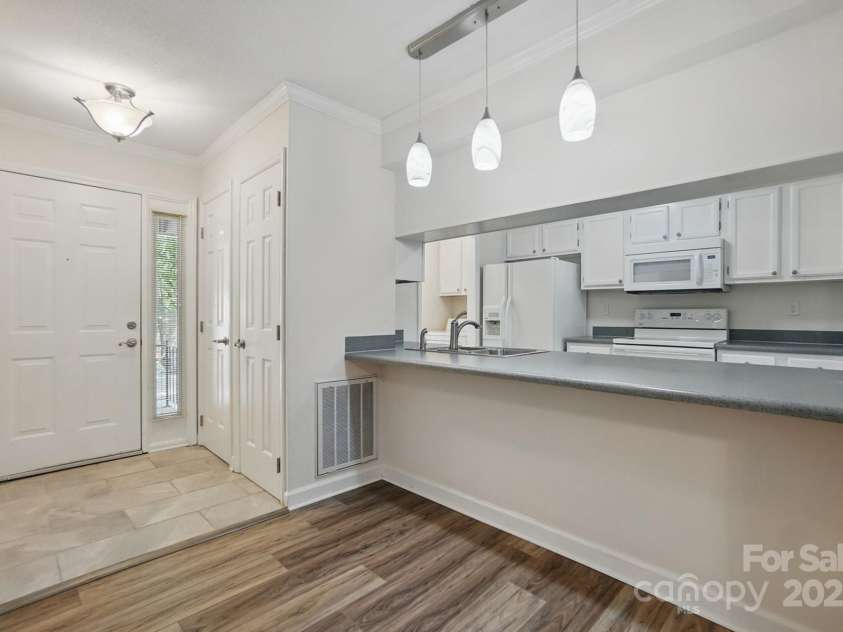 2710 Red Bud Lane, Fort Mill, SC 29715.  MLS# CAR4249291, YatesRealty ID 8172. 