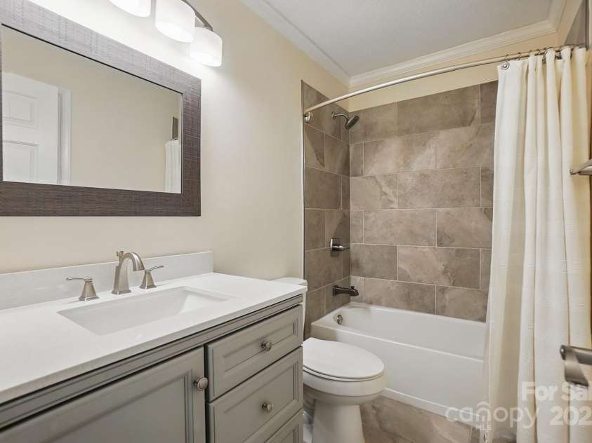 2710 Red Bud Lane, Fort Mill, SC 29715.  MLS# CAR4249291, YatesRealty ID 8172. 
