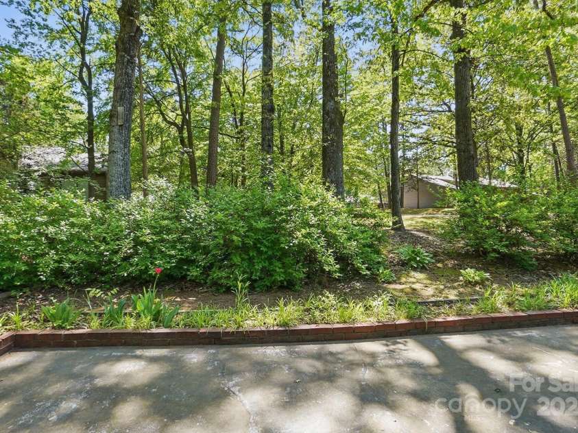 2710 Red Bud Lane, Fort Mill, SC 29715.  MLS# CAR4249291, YatesRealty ID 8172. 