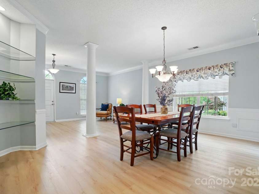 212 Kilborne Road, Mooresville, NC 28117.  MLS# CAR4245261, YatesRealty ID 8173. Columned Dining Room