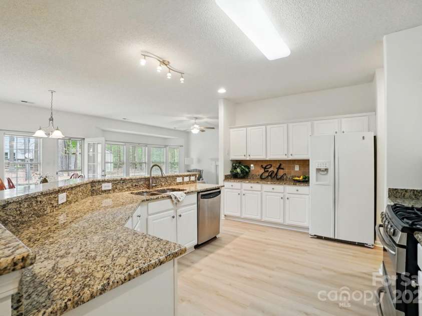 212 Kilborne Road, Mooresville, NC 28117.  MLS# CAR4245261, YatesRealty ID 8173. Kitchen View