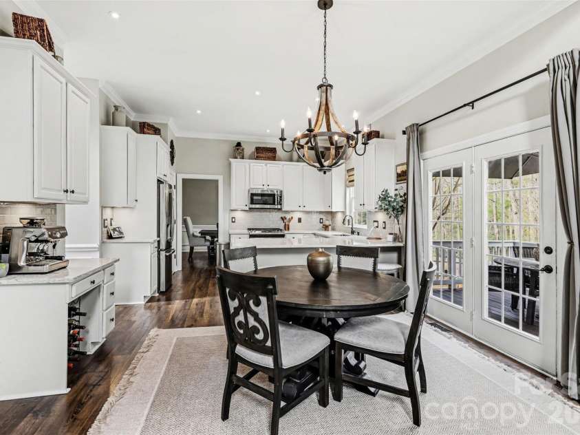 12329 Panthersville Drive, Charlotte, NC 28269.  MLS# CAR4362910, YatesRealty ID 8175. 