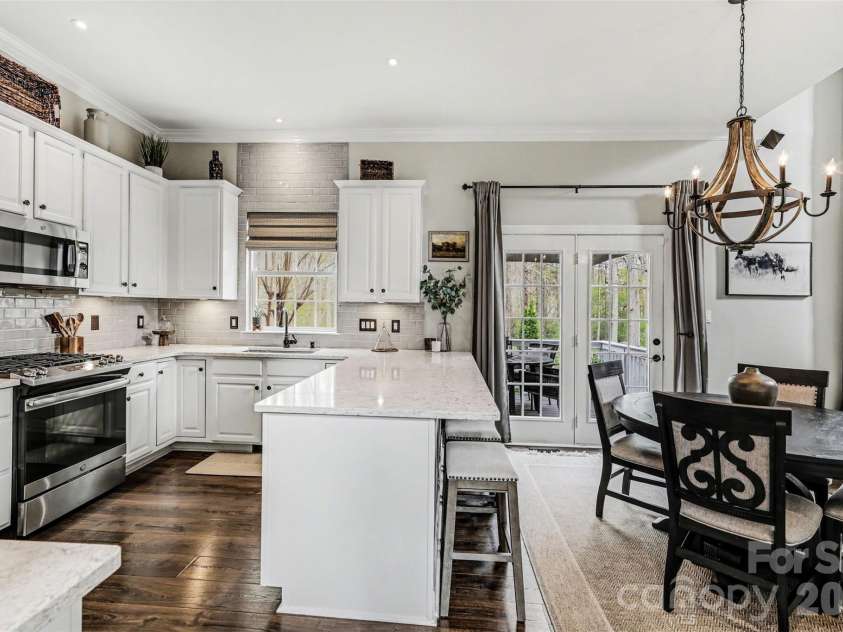 12329 Panthersville Drive, Charlotte, NC 28269.  MLS# CAR4362910, YatesRealty ID 8175. 