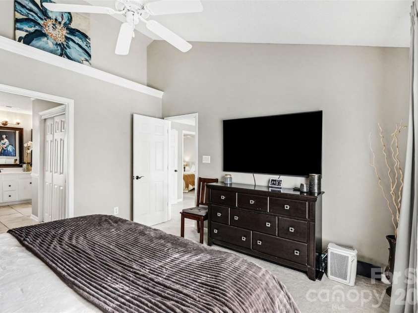 12329 Panthersville Drive, Charlotte, NC 28269.  MLS# CAR4362910, YatesRealty ID 8175. 