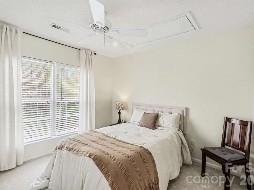 12329 Panthersville Drive, Charlotte, NC 28269.  MLS# CAR4362910, YatesRealty ID 8175. 
