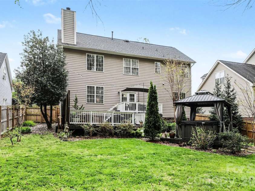 12329 Panthersville Drive, Charlotte, NC 28269.  MLS# CAR4362910, YatesRealty ID 8175. 