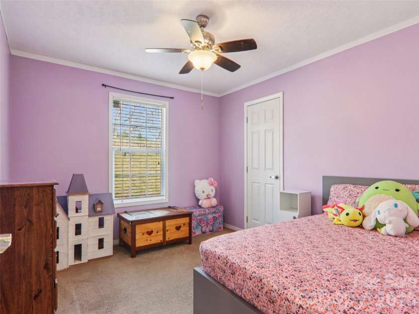 3195 Clear Creek Road, Hendersonville, NC 28792.  MLS# CAR4333995, YatesRealty ID 8176. 