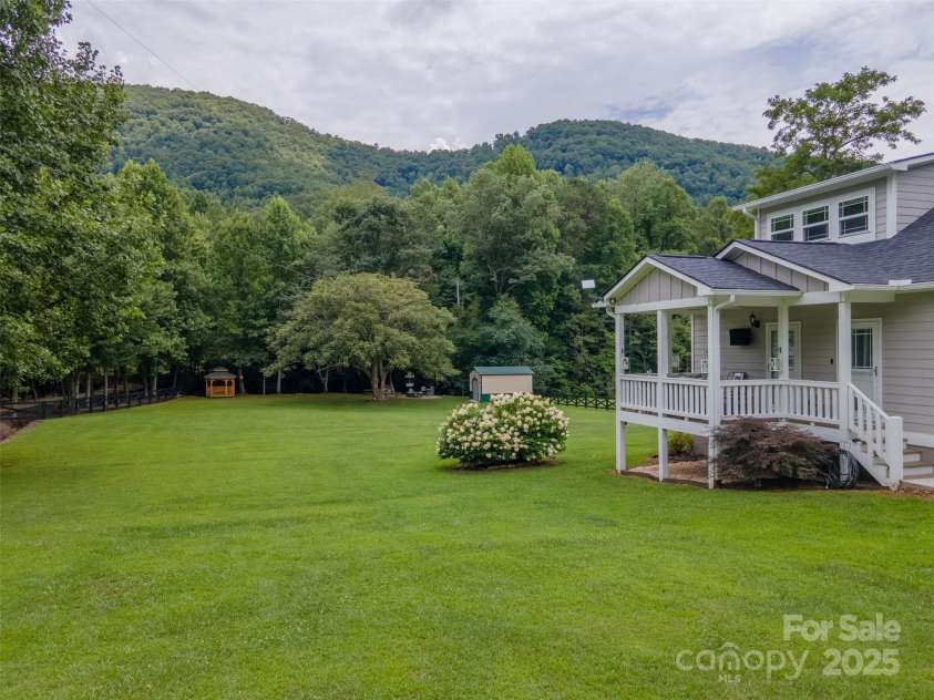 817 Mica City Road, Franklin, NC 28734.  MLS# CAR4214885, YatesRealty ID 8176. 
