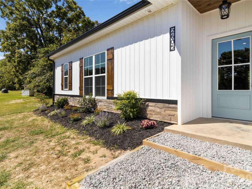 2605 Mt Prospect Road, Chester, SC 29706.  MLS# CAR4301856, YatesRealty ID 8177. 