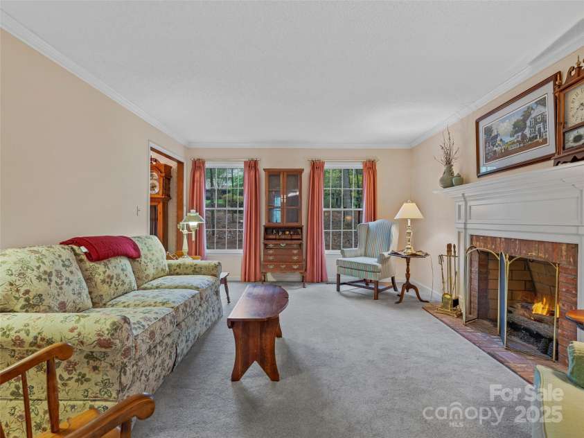 4 Hickory Creek Court, Arden, NC 28704.  MLS# CAR4250860, YatesRealty ID 8177. 