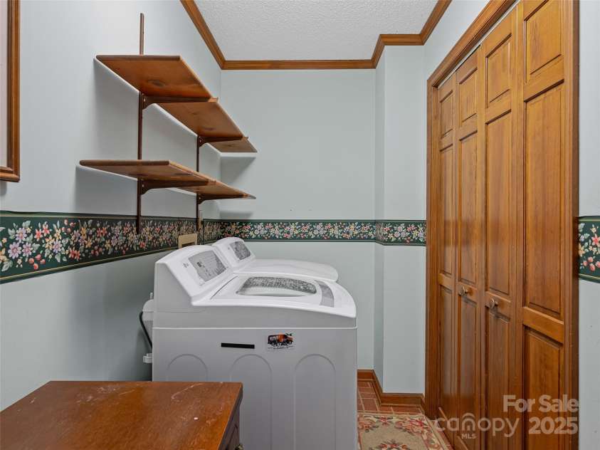 4 Hickory Creek Court, Arden, NC 28704.  MLS# CAR4250860, YatesRealty ID 8177. 