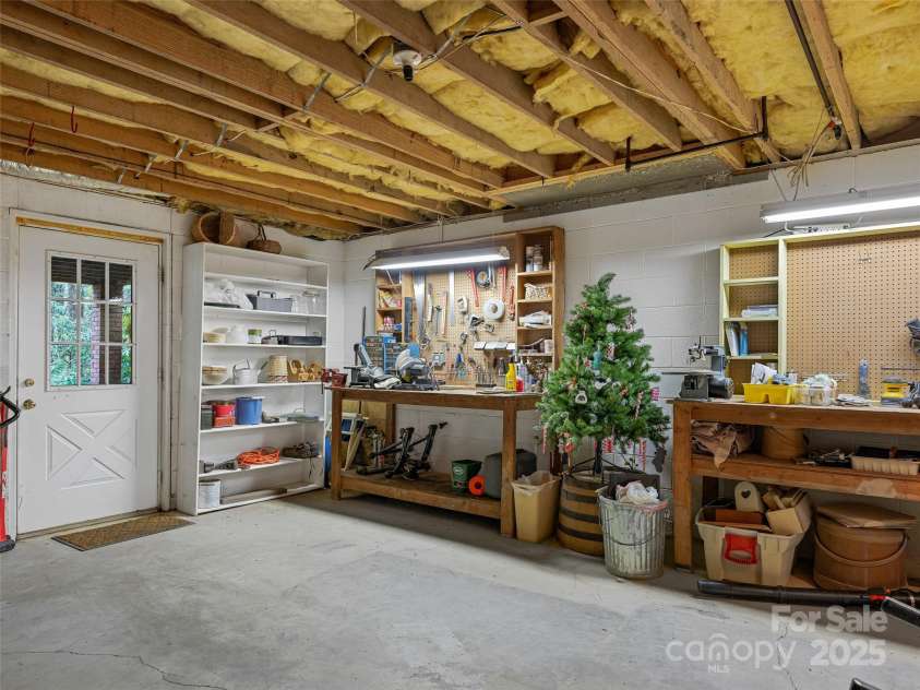 4 Hickory Creek Court, Arden, NC 28704.  MLS# CAR4250860, YatesRealty ID 8177. 