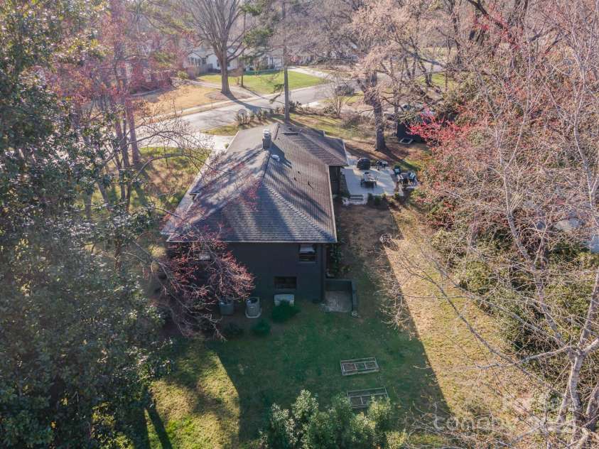 4833 Addison Drive, Charlotte, NC 28211.  MLS# CAR4219283, YatesRealty ID 8178. Aerial