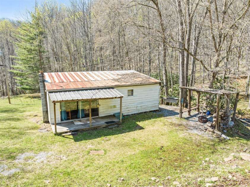 2679 Chastine Creek Road, Cullowhee, NC 28723.  MLS# CAR4249782, YatesRealty ID 8179. 
